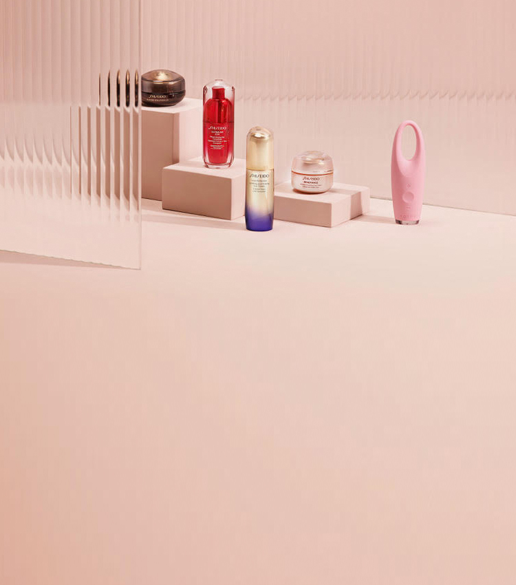 Potencia la capacidad de absorción de tu tratamiento, maximizando sus beneficios y consigue una mirada luminosa y rejuvenecida con FOREO Iris. Consiguelo por compras >160€ aplicando el código*: MASAJE