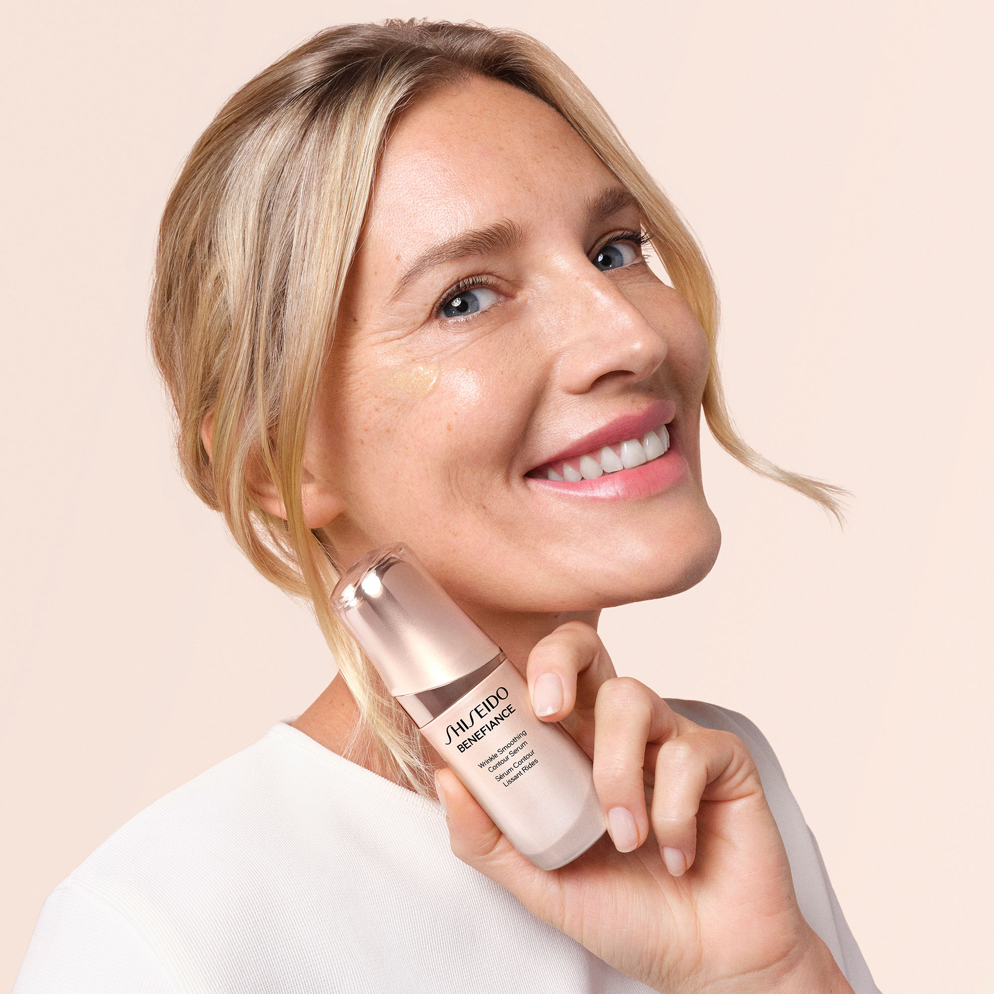 Wrinkle Smoothing Contour Serum, 